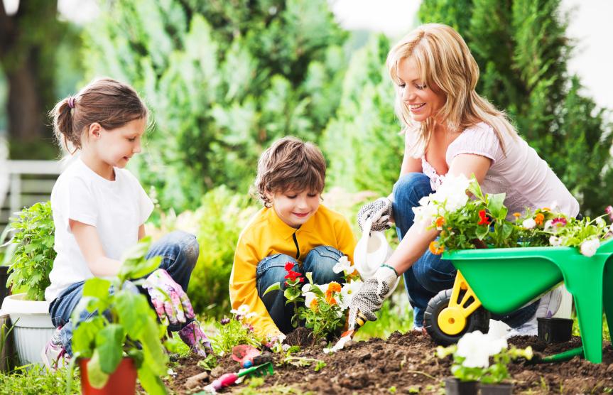 Consigli per prevenire traumi della separazione NELLE VARIE FASI DI SVILUPPO dei tuoi figli