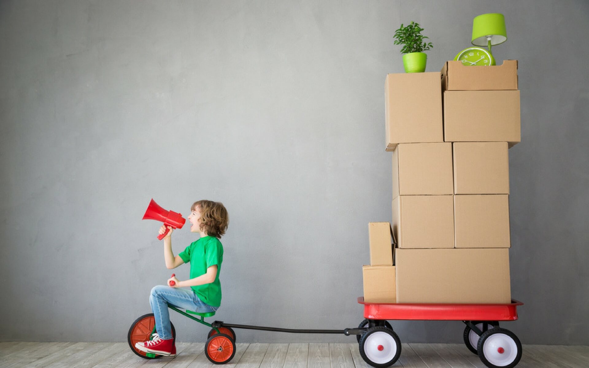 Cambio di residenza e trasferimento del genitore con cui il figlio vive  – casi pratici